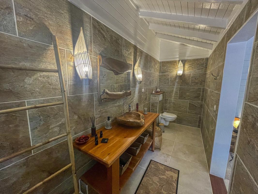 38. Location villa piscine proche plage Deshaies Guadeloupe_Chambre 2